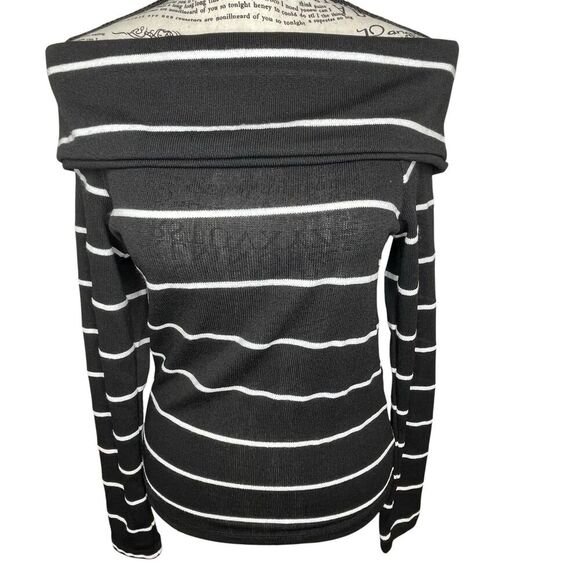 Zara Women’s Sweater Size S  Black & White Striped‎ Off The Shoulder - Picture 2 of 9